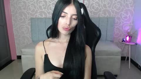 CINTIA ARAUJO online show from October 25, 4:02 am