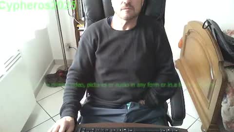 Snapshot of cypheros2025 chatting on February 3, 9:30 am Chris online show from February 3, 9:30 am