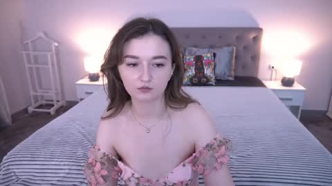 Cyrena online show from June 5, 12:54 pm