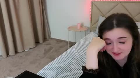 Cyrena online show from April 22, 6:26 pm