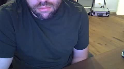 cyrsug online show from February 11, 6:06 am