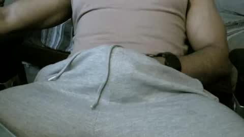 cyrus225 online show from December 5, 11:52 am