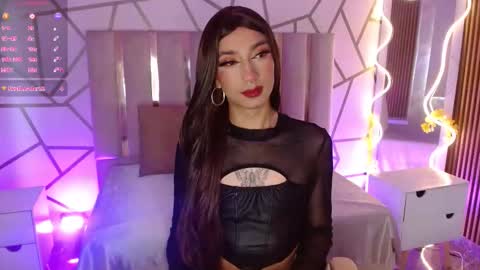 cyrus_tay online show from March 5, 1:42 pm