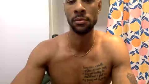 Snapshot of d33d667696 chatting on October 20, 10:04 pm Dday2 online show from October 20, 10:04 pm