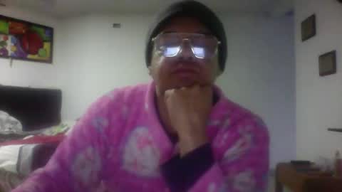 d619627 online show from April 25, 11:02 pm