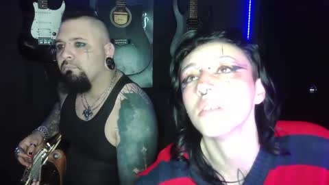 da_dark_room online show from November 27, 10:12 am