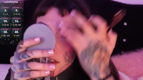 Snapshot of daarlene chatting on February 21, 12:16 am Darlene online show from February 21, 12:16 am