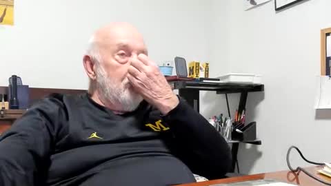 dack47 online show from April 20, 7:39 pm