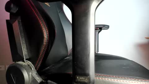 dad_bod_guy online show from December 27, 1:53 am