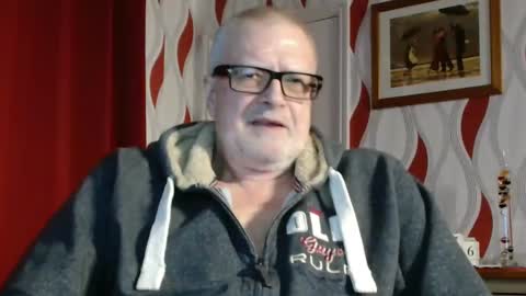 Brian ... online show from January 6, 9:00 pm