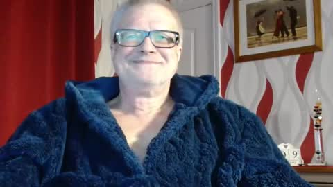 Brian ... online show from February 9, 9:06 pm