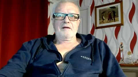 Brian ... online show from June 10, 8:08 pm