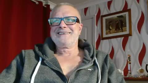 Brian ... online show from October 16, 8:18 pm