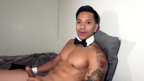 daddyfit95 online show from June 4, 4:51 am