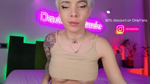 daddyspixxie online show from April 10, 6:12 pm