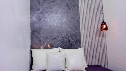  Dahiana   online show from February 28, 11:25 am