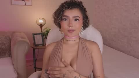 Dahiann Walcott online show from March 25, 8:26 pm