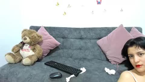 dahianaroa online show from February 20, 1:02 pm