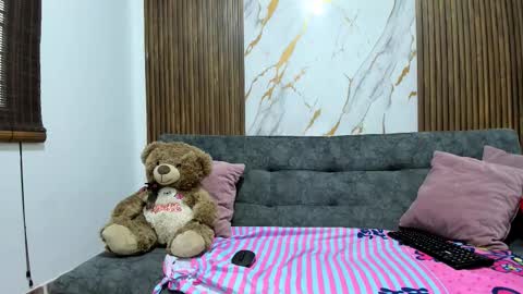 dahianaroa online show from February 25, 12:53 pm