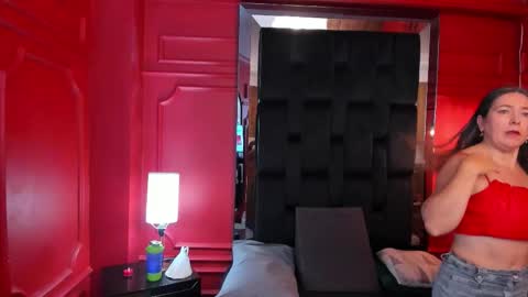 Dahiane Connor online show from November 4, 11:33 am