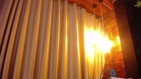 DAHYAN online show from April 19, 6:10 pm