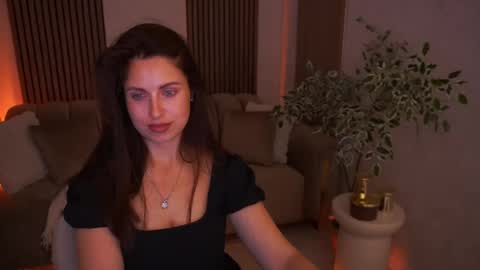 daiisybliss online show from July 13, 8:07 am