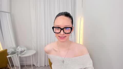 daily_glam online show from November 7, 12:40 pm