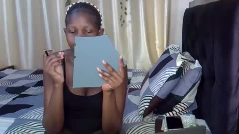 daisy online show from December 1, 1:53 pm