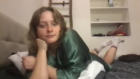 daisy_lately online show from December 22, 4:47 pm