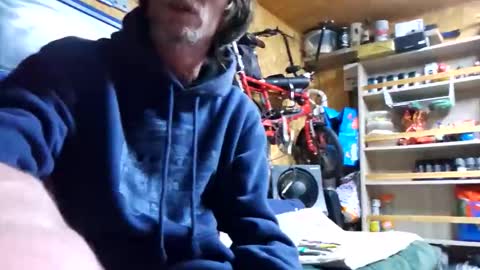 Snapshot of daiwants2fku chatting on October 9, 8:58 pm dave online show from October 9, 8:58 pm
