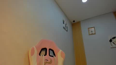 dakota_x18 online show from February 6, 8:11 pm