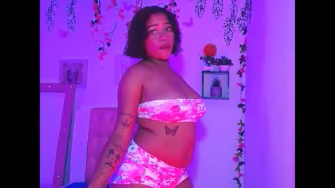 Snapshot of dakotabruntt chatting on October 14, 6:11 pm dakotabruntt online show from October 14, 6:11 pm