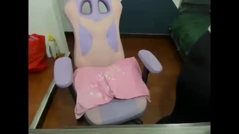 daleska_delicious1 online show from September 19, 12:37 am