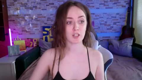 Dalia  online show from April 20, 11:02 am