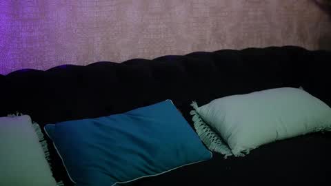  Dalia  online show from April 20, 8:23 pm