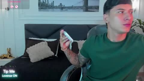 DAMIAN online show from November 10, 12:41 pm