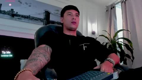 DAMIAN online show from April 9, 12:22 pm