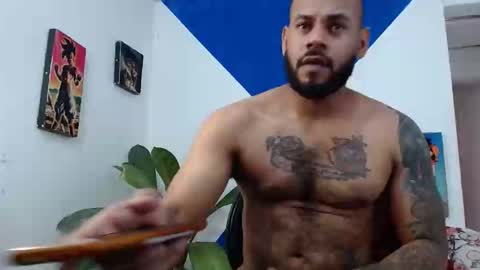 damian64436171 online show from January 10, 5:13 pm