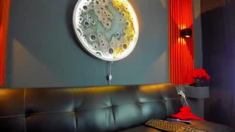 Damian Oliver online show from December 28, 4:41 am