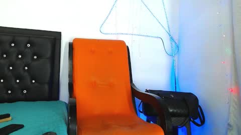 damian_hart_24cm online show from October 20, 10:42 am