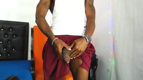 damian_hart_24cm online show from November 15, 11:56 am