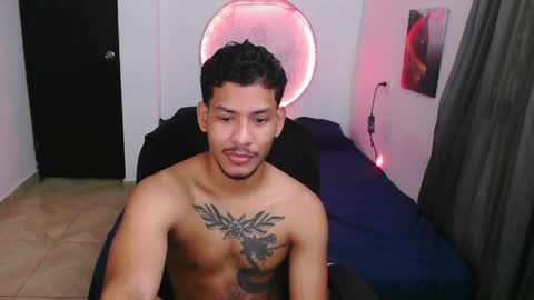 instagram damiannreed. online show from April 21, 1:18 pm