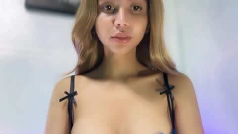 damnperfectxx online show from March 31, 11:10 am