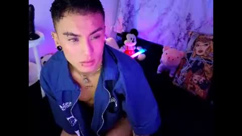 damon_clark_ online show from January 23, 6:56 pm