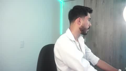 damon_frost online show from December 7, 12:36 am