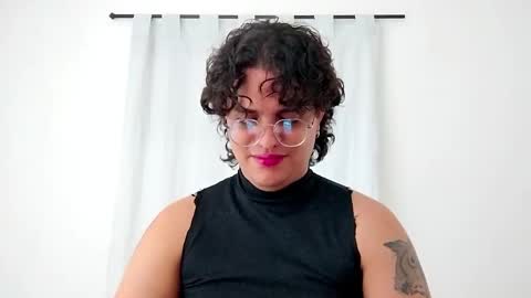 Diane Blosson online show from February 5, 12:58 am