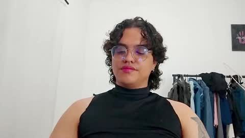 Diane Blosson online show from March 10, 1:32 am