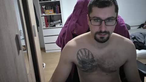 King Dan online show from February 19, 7:48 pm