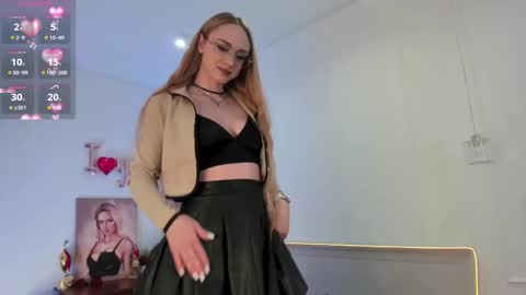 Dana online show from March 25, 3:08 pm