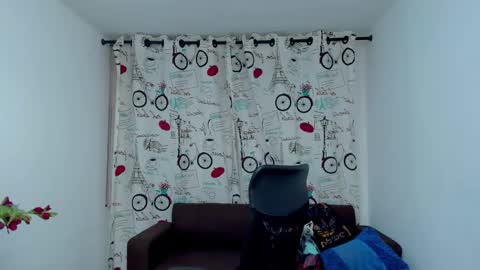 Danaa Rey online show from November 7, 4:53 pm